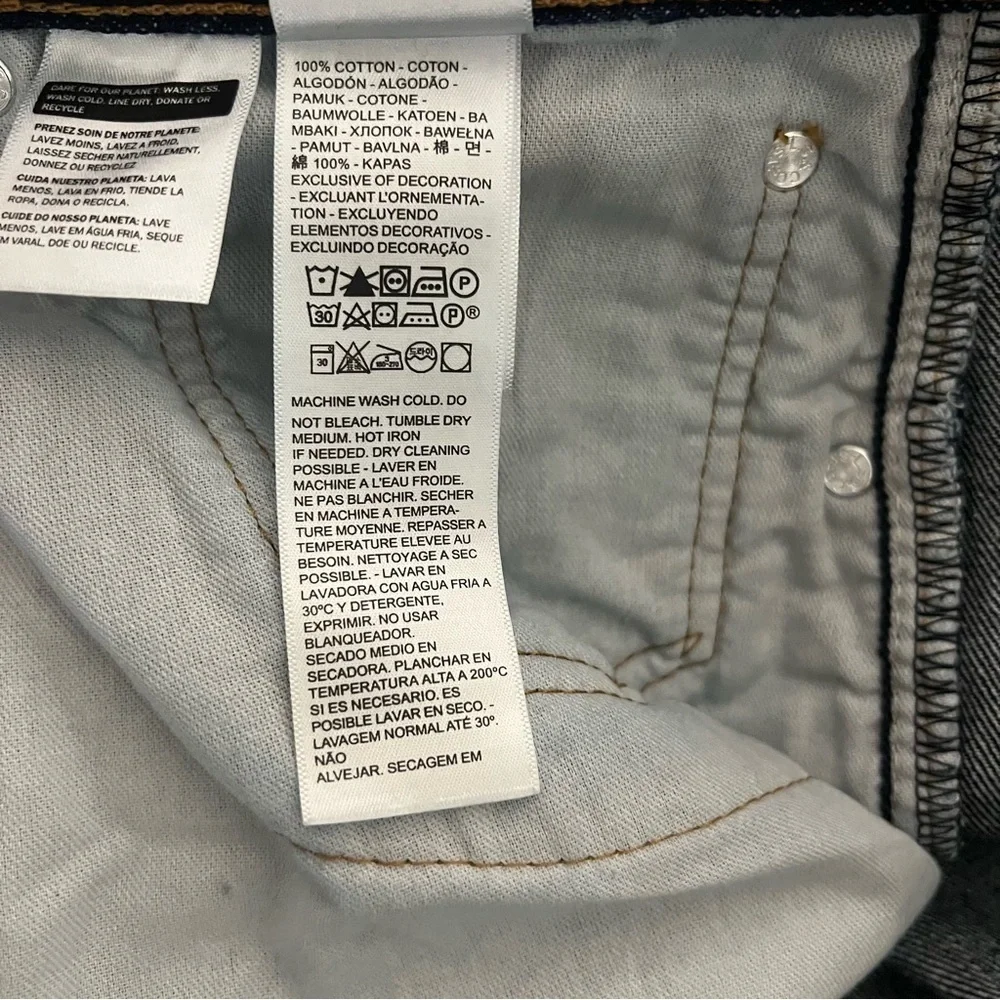 Levi's 550 Men's W40 X L32 Deep Indigo Straight Jeans EUC Everyday Casual